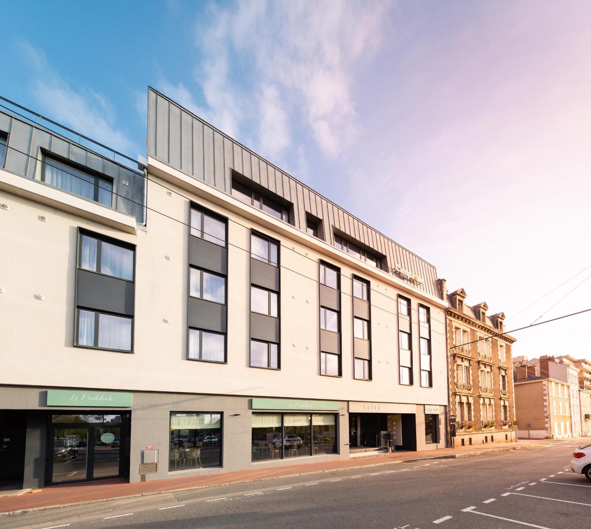 Campanile Limoges Centre - Gare Hotel Exterior photo